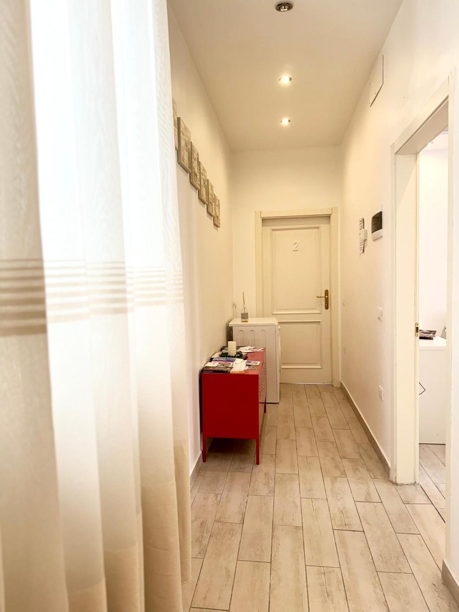 Modern Room With Private Bathroom Trento Exterior photo